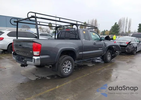 2017 Toyota Tacoma Sr5 V6 z USA, uszkodzony, nr VIN 5TFSZ5AN8HX056504